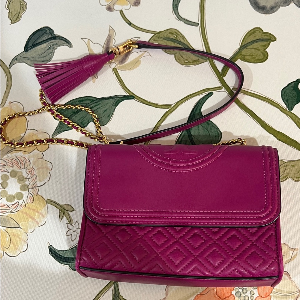 Tory Burch Fleming Small Convertible Shoulder Bag